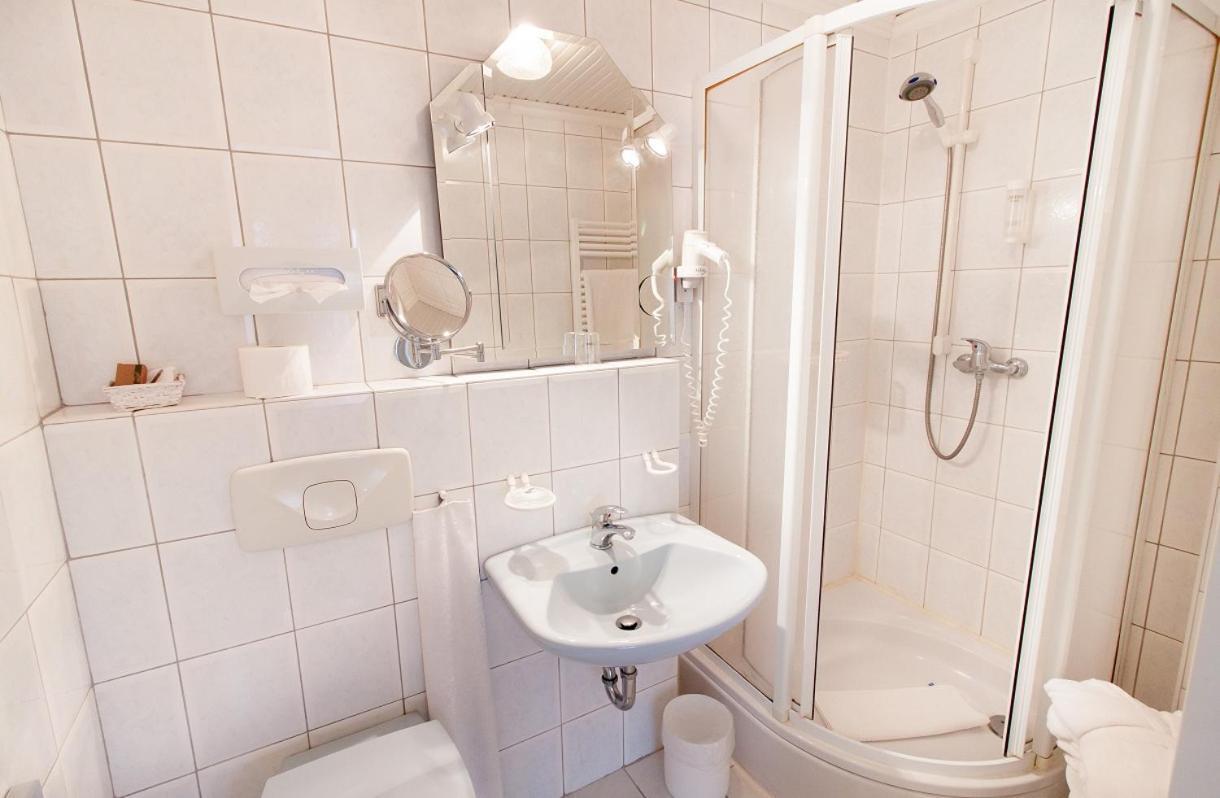 Nordseehotel Freese Йюст Экстерьер фото