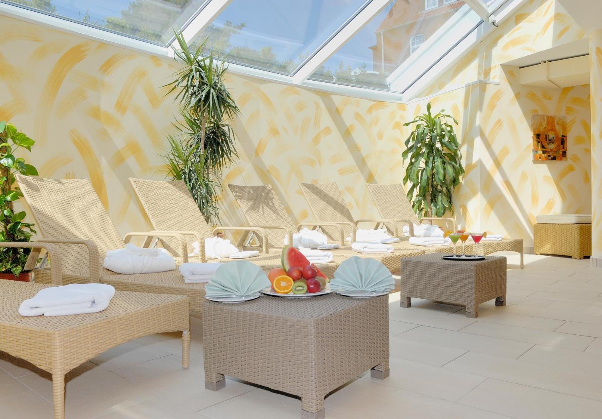 Nordseehotel Freese Йюст Экстерьер фото