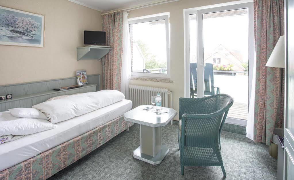 Nordseehotel Freese Йюст Экстерьер фото