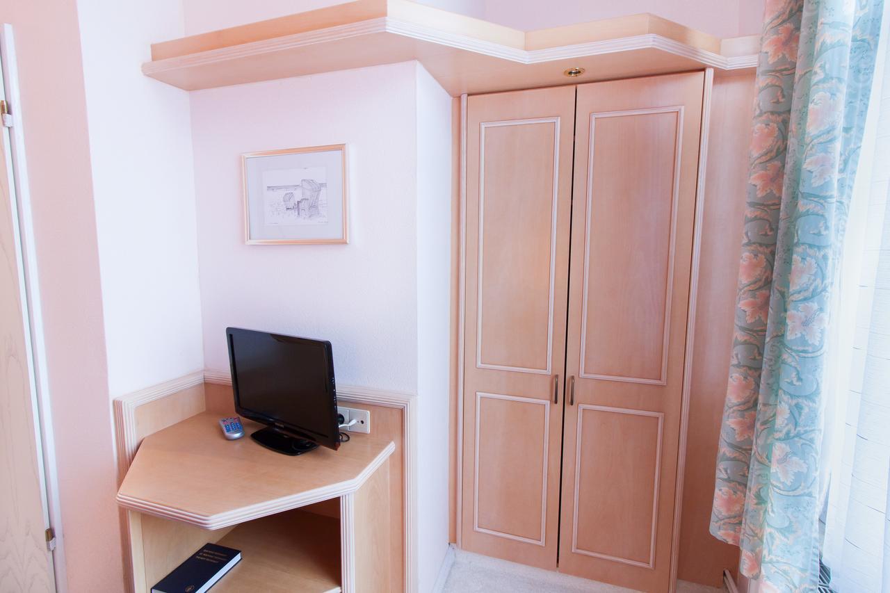 Nordseehotel Freese Йюст Экстерьер фото