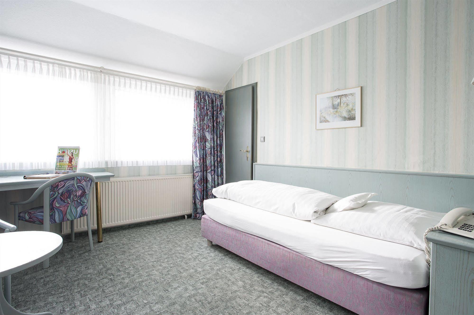 Nordseehotel Freese Йюст Экстерьер фото